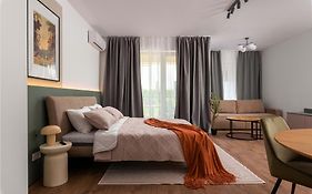 Hubix Suites - City Of Mara